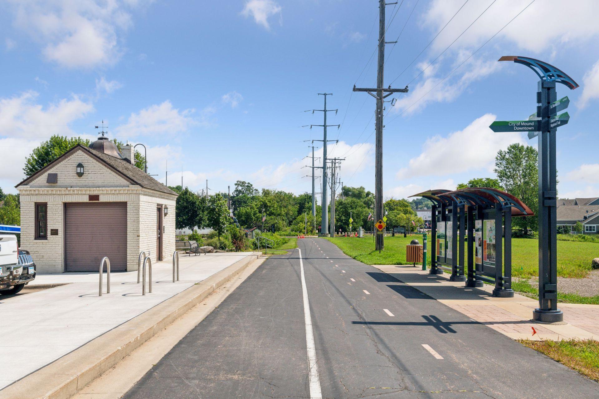 2209 Chateau Lane Mound, MN 55364 - Photo 32 of 69
