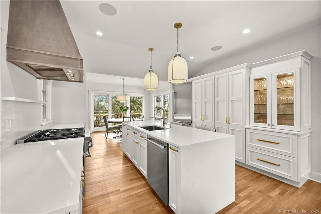 5 Cranberry Lane Ridgefield, CT 06877 - Photo 1 of 1 Gorgeous designer kitchen.