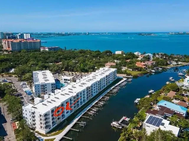 $479,500 | 1709 North Tamiami Trail, Unit 425, Sarasota, FL 34234