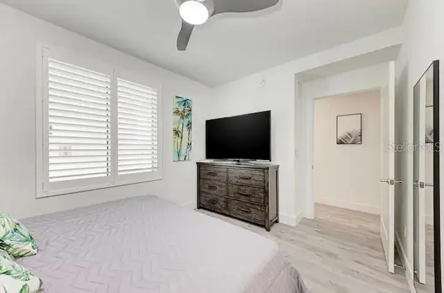 $479,500 | 1709 North Tamiami Trail, Unit 425, Sarasota, FL 34234