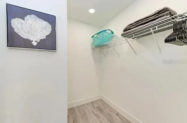 $479,500 | 1709 North Tamiami Trail, Unit 425, Sarasota, FL 34234