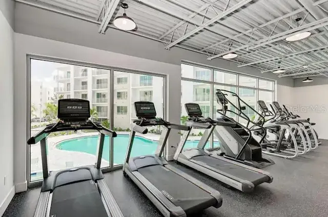 $479,500 | 1709 North Tamiami Trail, Unit 425, Sarasota, FL 34234