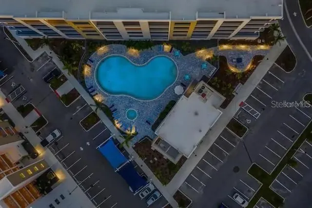 $479,500 | 1709 North Tamiami Trail, Unit 425, Sarasota, FL 34234