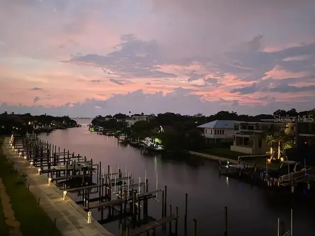 $479,500 | 1709 North Tamiami Trail, Unit 425, Sarasota, FL 34234