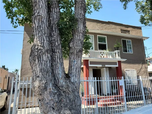 $1,490 | 166 East 36th Street, Unit G, Los Angeles, CA 90011