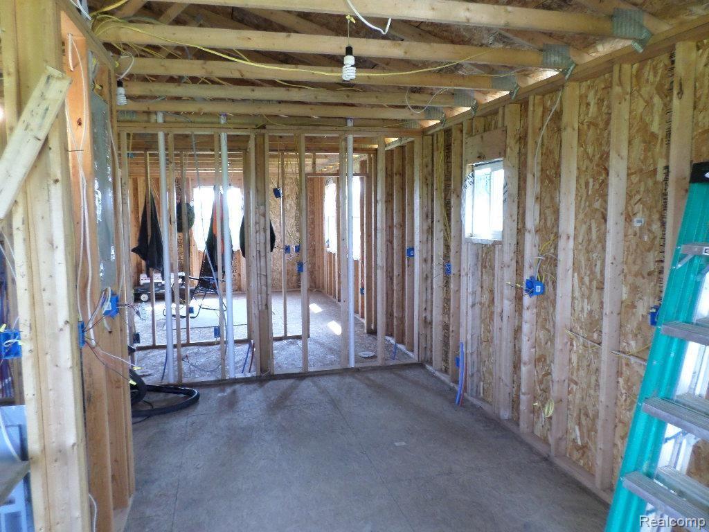 8225 Willits Road Fostoria, MI 48435 - Photo 6 of 11 SAM_0495.jpg