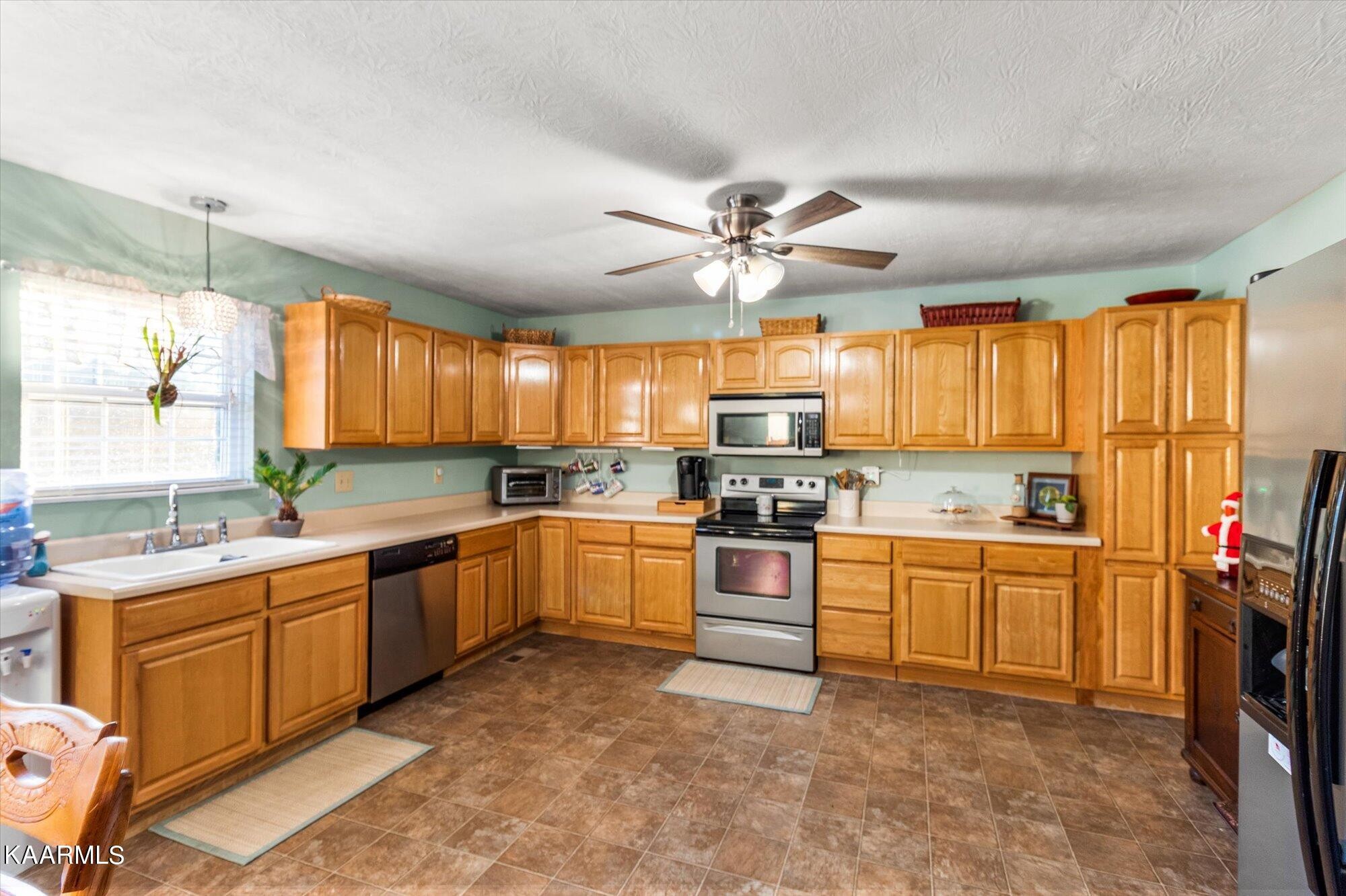 140 County Road 682 Riceville, TN 37370 - Photo 9 of 32 Gallery Image 9