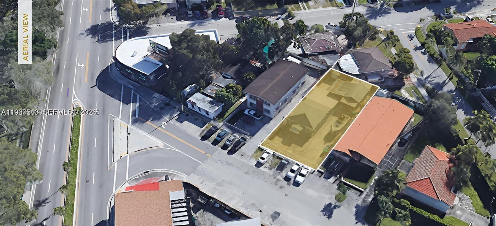 27 Southwest 55th Avenue Road Miami, FL 33134 - Photo 15 of 17 an aerial view of a house