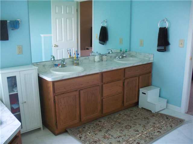 18700 London Road Circleville, OH 43113 - Photo 12 of 21 Gallery Image 12