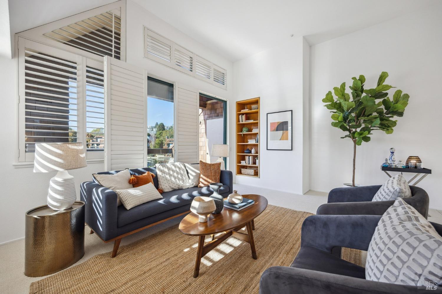 41 Lagoon Vista Road Tiburon, CA 94920 - Photo 8 of 43 Gallery Image 8