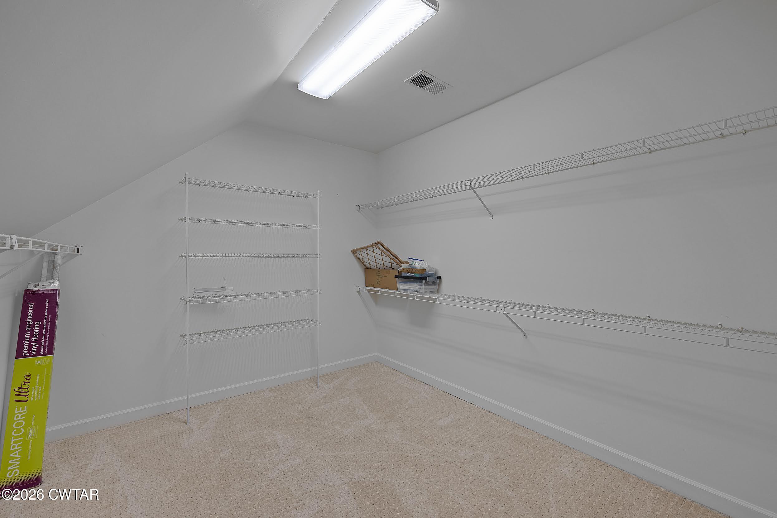 58 Huntington Place Jackson, TN 38305 - Photo 34 of 38 a view of a room with empty racks
