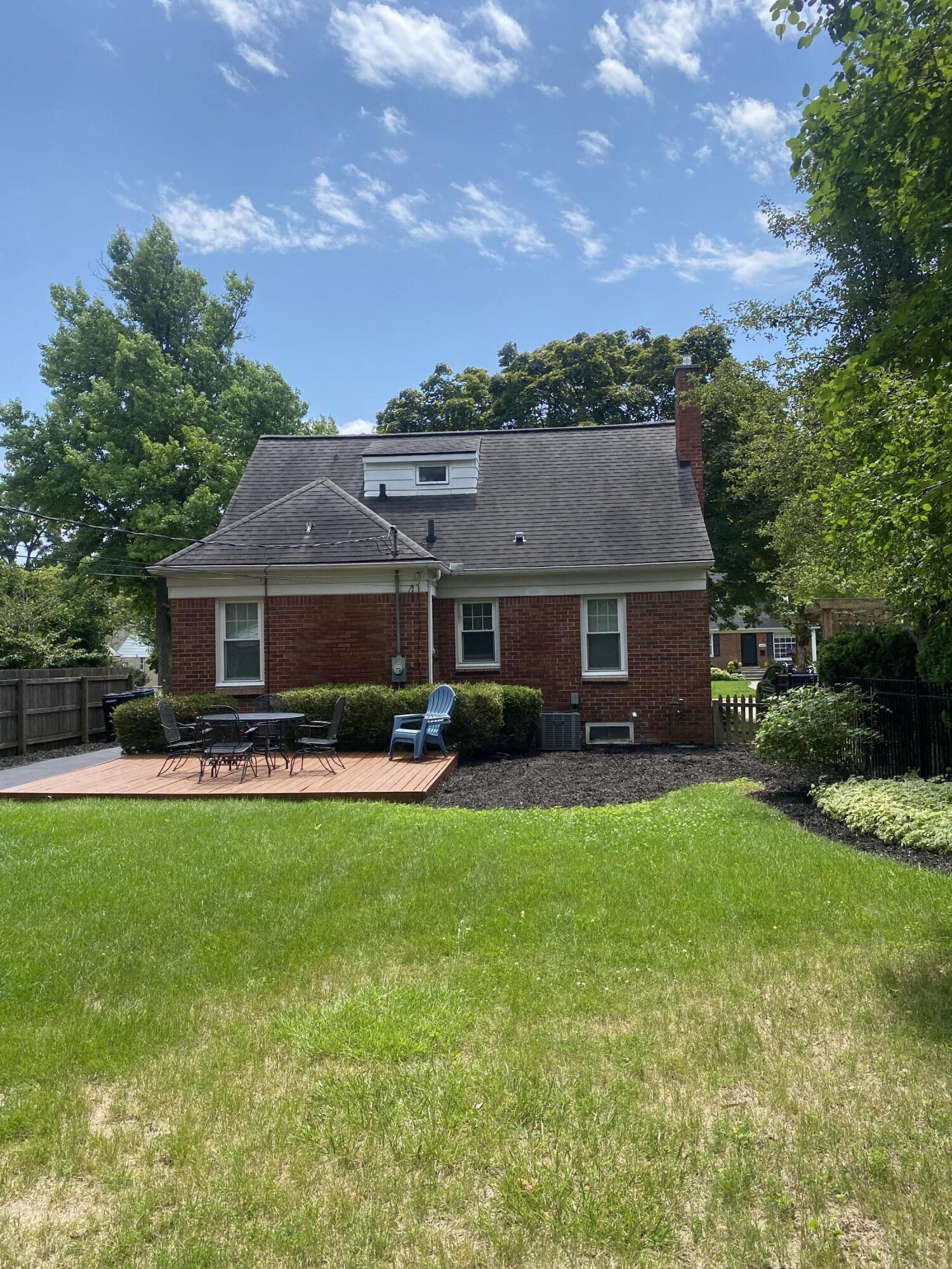 1679 Villa Road Birmingham, MI 48009 - Photo 25 of 25 IMG_4934