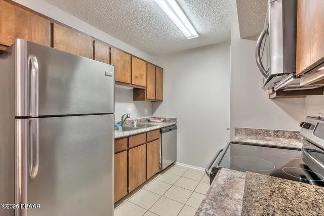 $1,600 | 1600 Big Tree Road, Unit B7, Daytona Beach, FL 32119