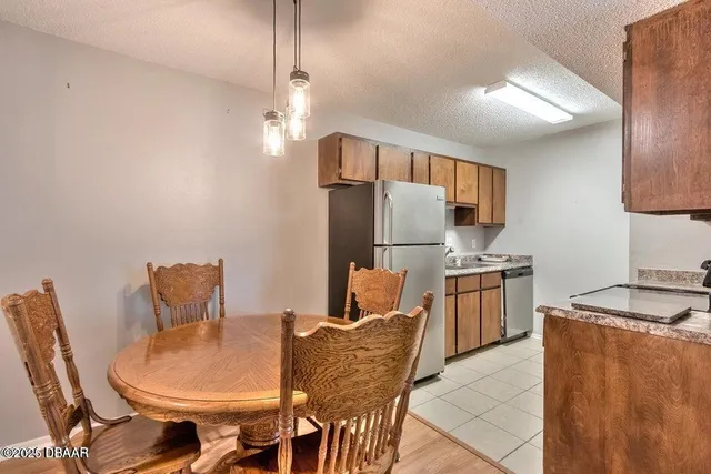 $1,600 | 1600 Big Tree Road, Unit B7, Daytona Beach, FL 32119