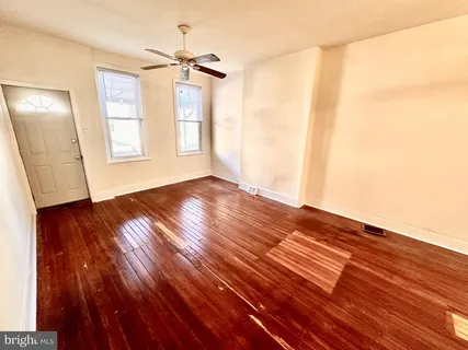 $1,400 | 343 West Queen Lane, Philadelphia, PA 19144