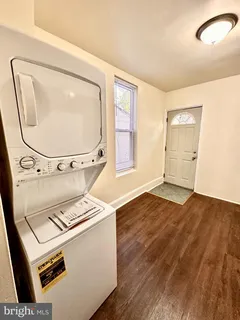 $1,400 | 343 West Queen Lane, Philadelphia, PA 19144