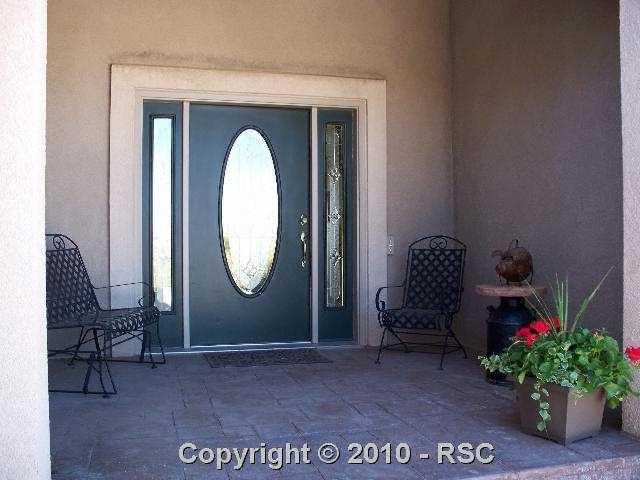 17070 Herring Road Colorado Springs, CO 80908 - Photo 4 of 15
