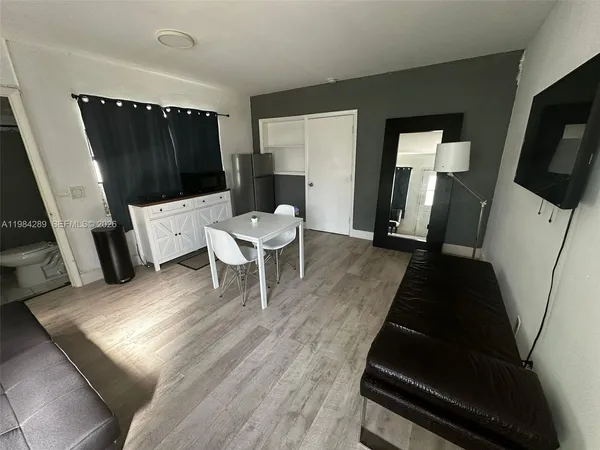 $1,450 | 275 Northwest 46th Street, Unit B, Miami, FL 33127