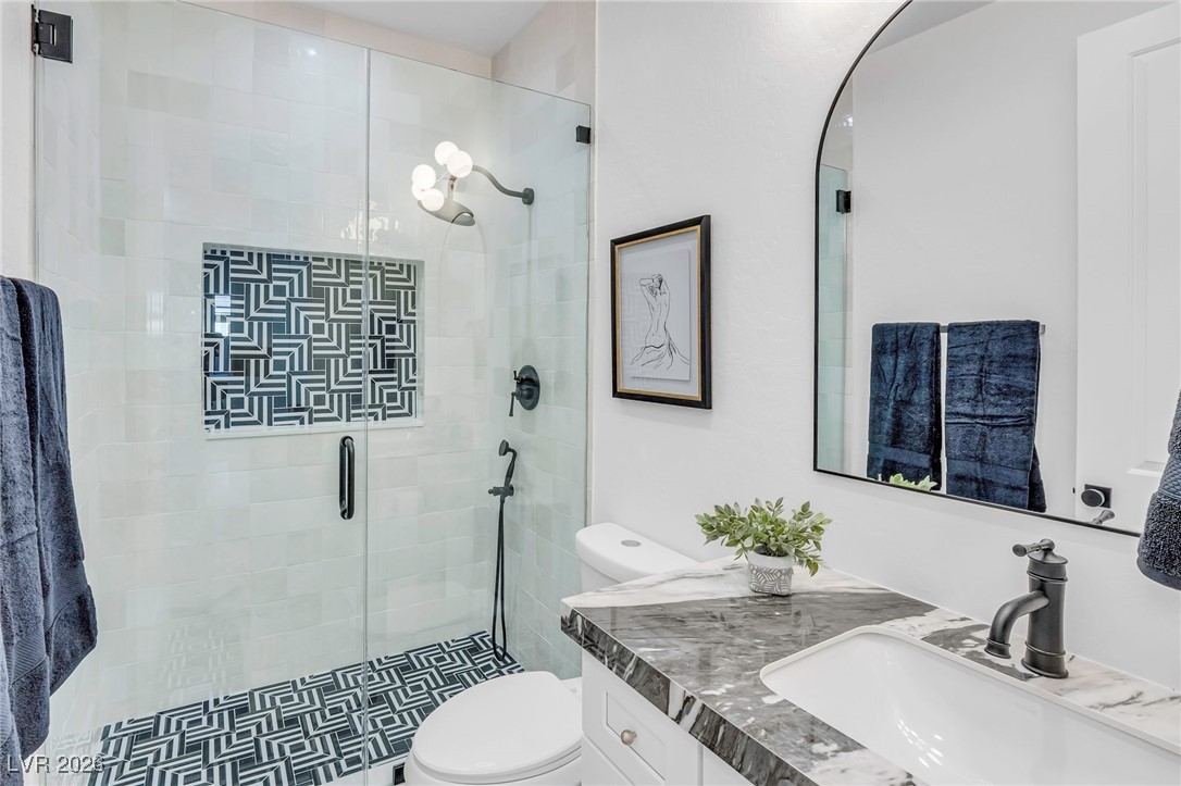 2709 Rue Toulouse Avenue Henderson, NV 89044 - Photo 24 of 43 Guest Bathroom with Walk In Shower