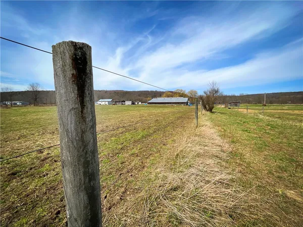 $499,900 | 284 East Spencer Road, Spencer, NY 14883