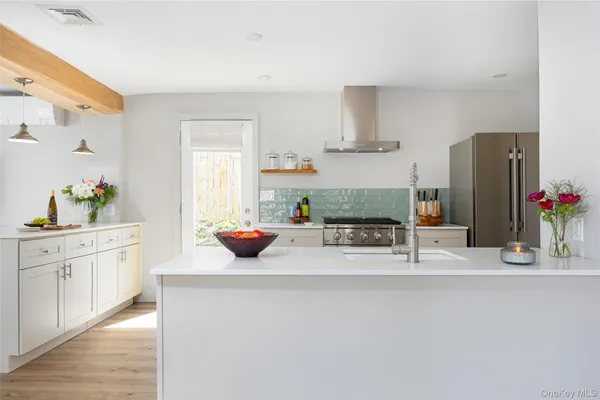 $450,000 | 39 North Broadway, Kingston, NY 12401