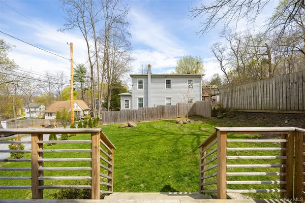 $450,000 | 39 North Broadway, Kingston, NY 12401