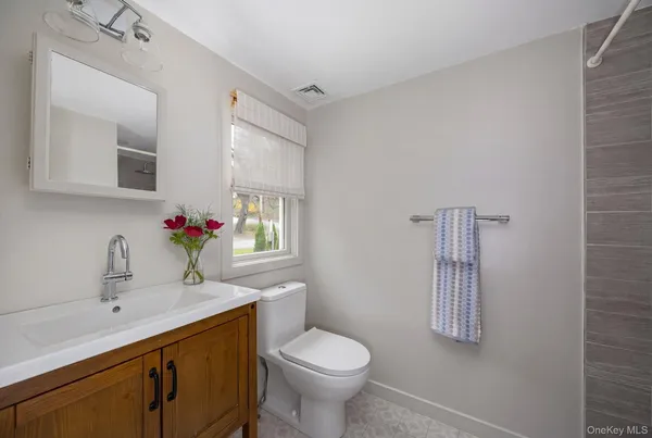 $450,000 | 39 North Broadway, Kingston, NY 12401