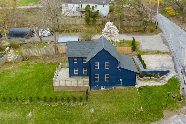 $450,000 | 39 North Broadway, Kingston, NY 12401