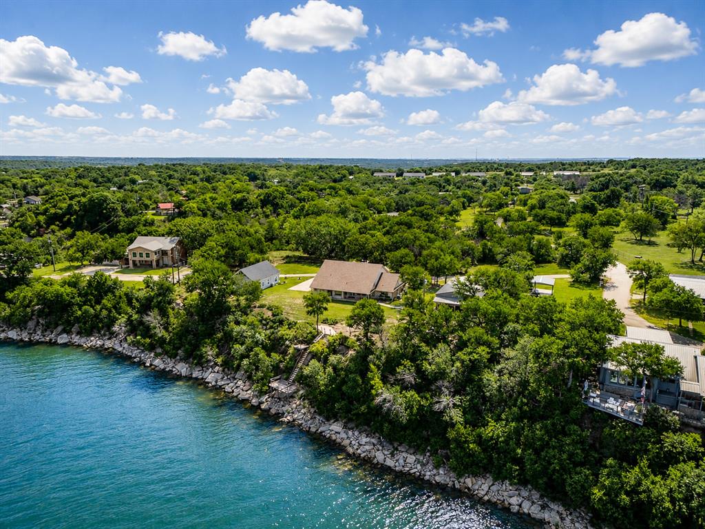 711 Crows Point Lake Bridgeport, TX 76426 - Photo 9 of 40