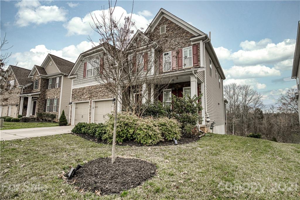 9201 Inverness Bay Road Charlotte, NC 28278 - Photo 3 of 39 Gallery Image 3