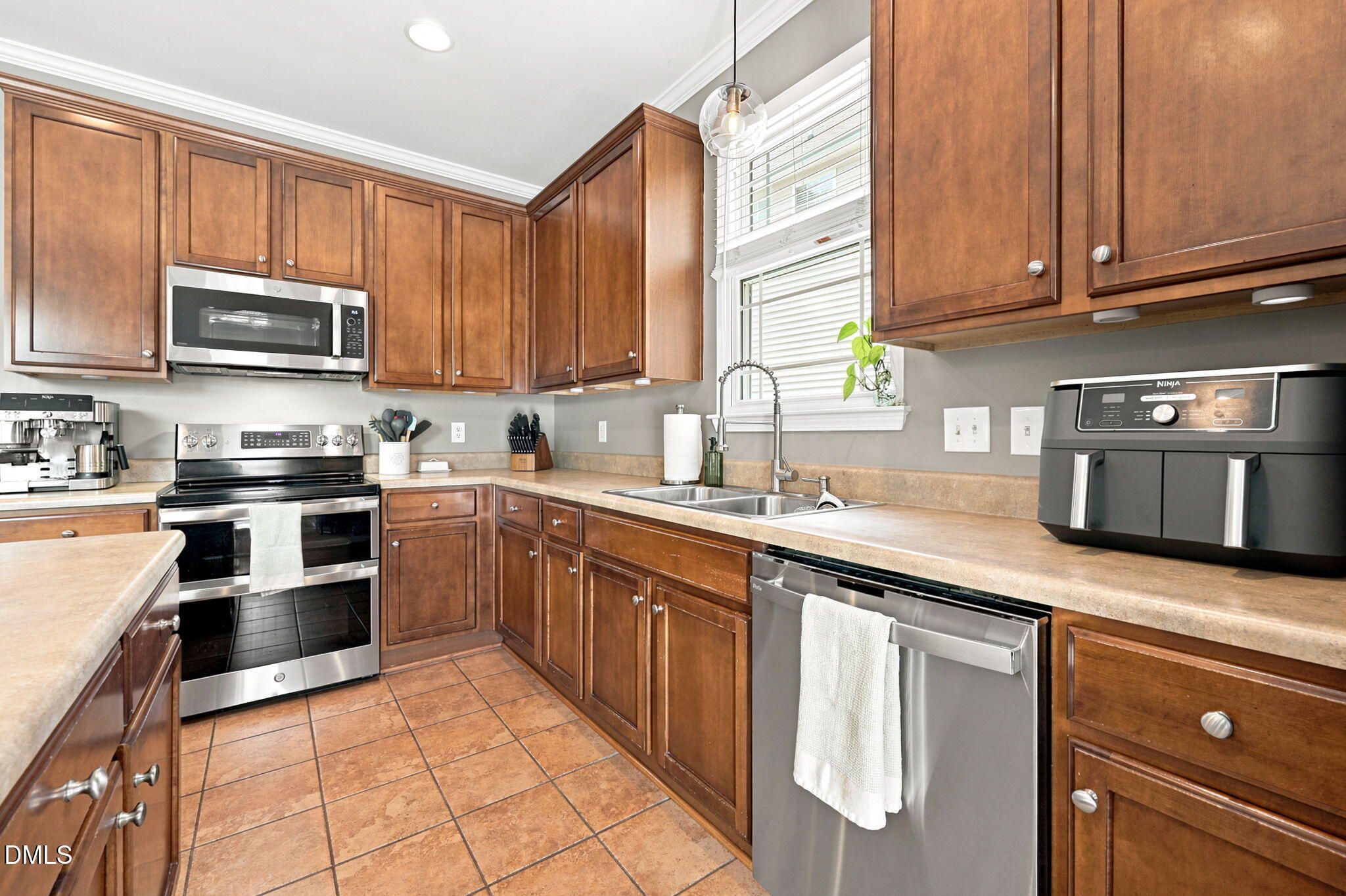349 Trout Valley Road Wake Forest, NC 27587 - Photo 13 of 46 38-web-or-mls-IMG_9444_edit