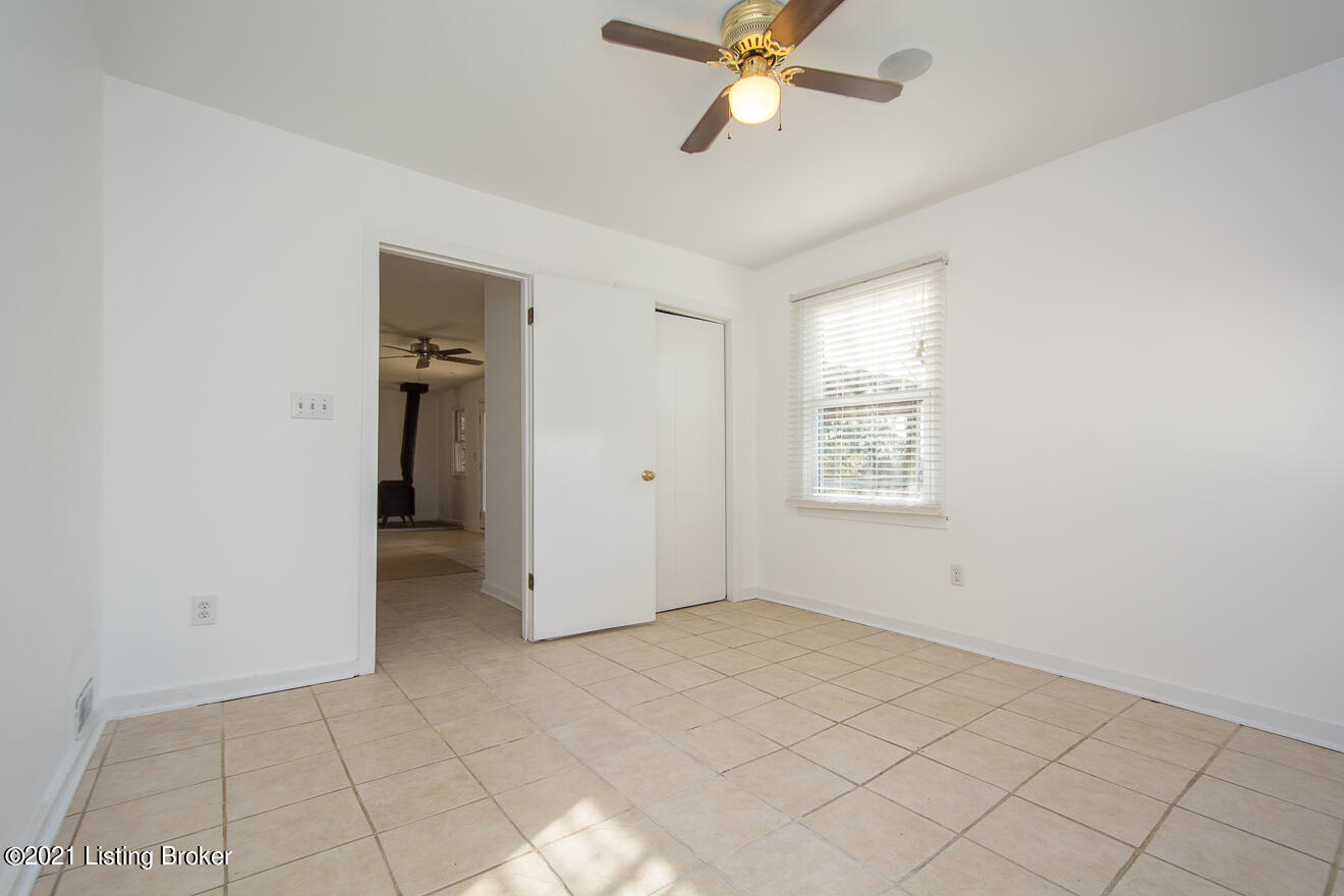 5009 Thurman Road Louisville, KY 40299 - Photo 25 of 66 Bedroom