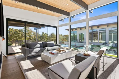 $1,445,000 | 197 Gaucho Way, Dripping Springs, TX 78620