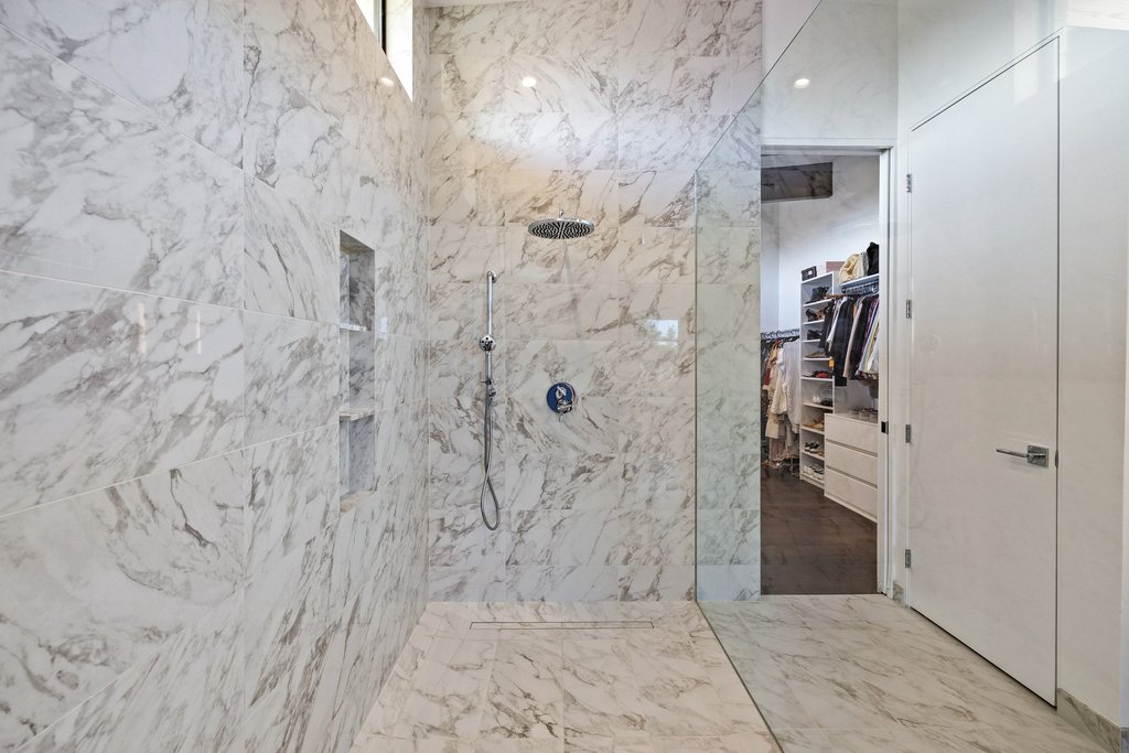 197 Gaucho Way Dripping Springs, TX 78620 - Photo 20 of 40