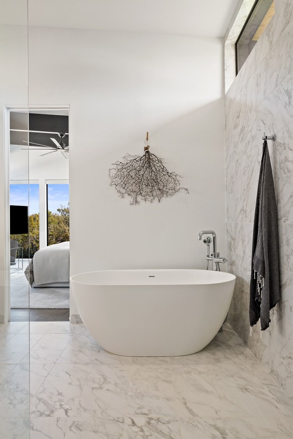 197 Gaucho Way Dripping Springs, TX 78620 - Photo 21 of 40