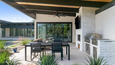 $1,445,000 | 197 Gaucho Way, Dripping Springs, TX 78620