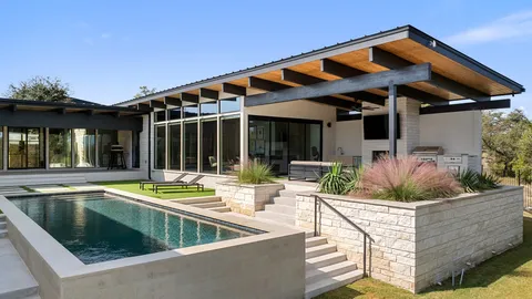 $1,445,000 | 197 Gaucho Way, Dripping Springs, TX 78620