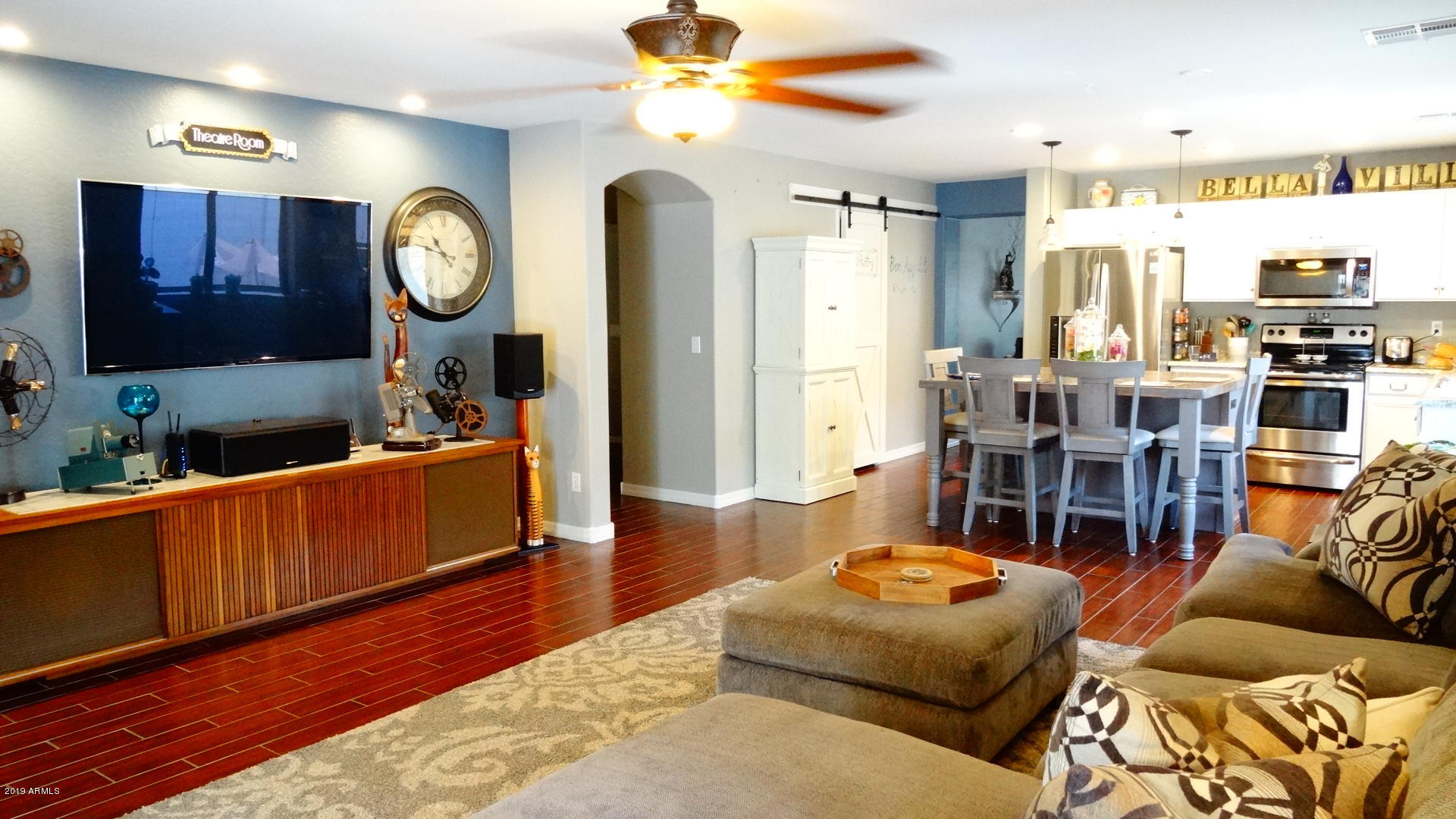 4222 South Sawmill Road Gilbert, AZ 85297 - Photo 10 of 21 Family room 5