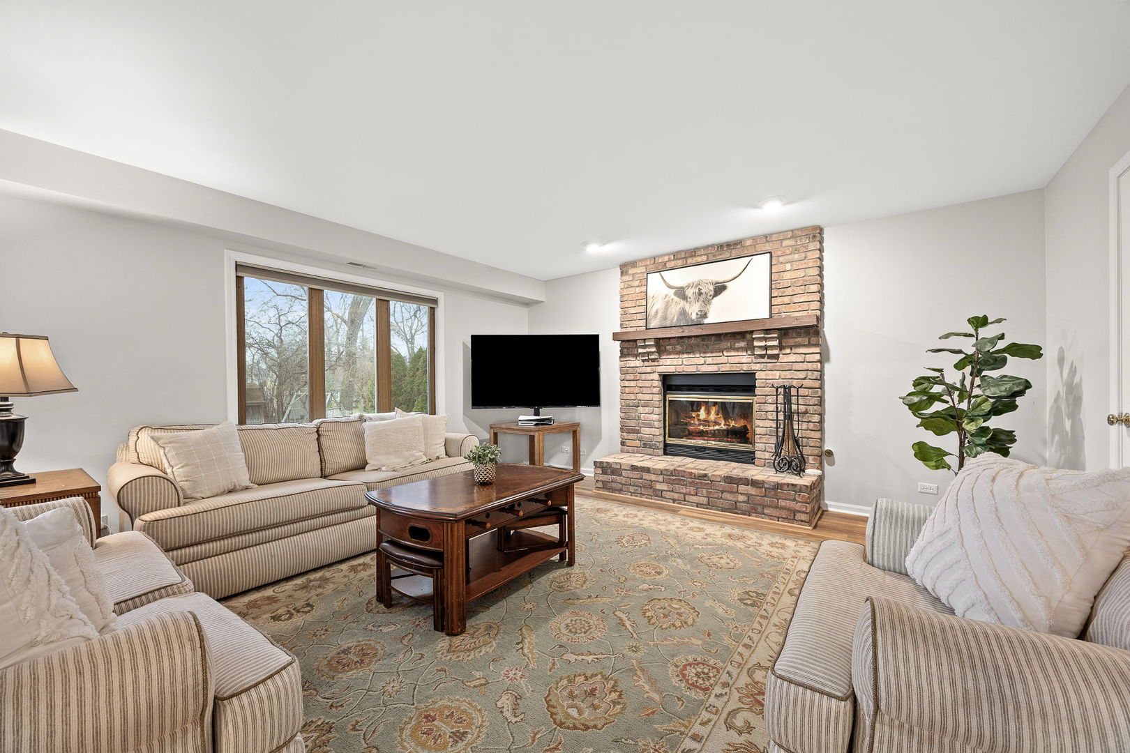 6815 Willow Springs Road Countryside, IL 60525 - Photo 9 of 44 Gallery Image 9