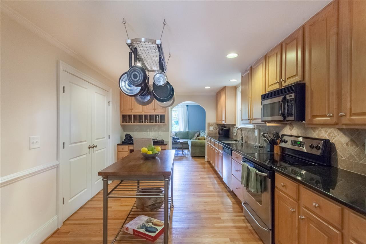 725 New Road Raleigh, NC 27608 - Photo 9 of 24 Photo 9
