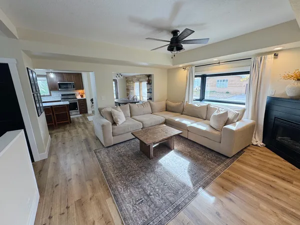 $305,000 | 600 Birch Avenue North, New Richland, MN 56072
