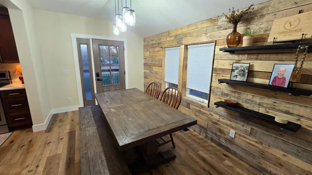 $320,000 | 600 Birch Avenue North, New Richland, MN 56072