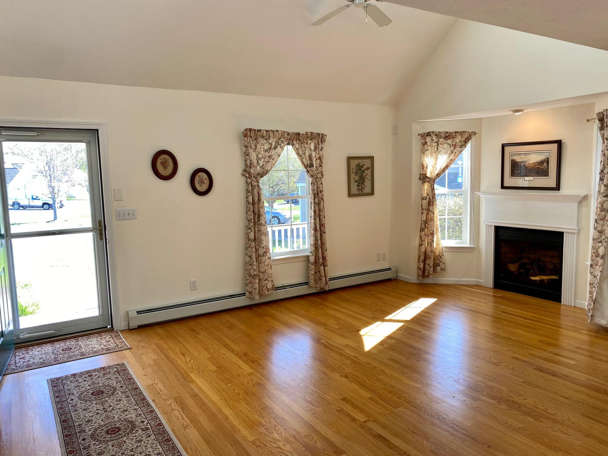 15 Ridgefield Drive, Unit 53 Gorham, ME 04038 - Photo 7 of 47 1 (9)