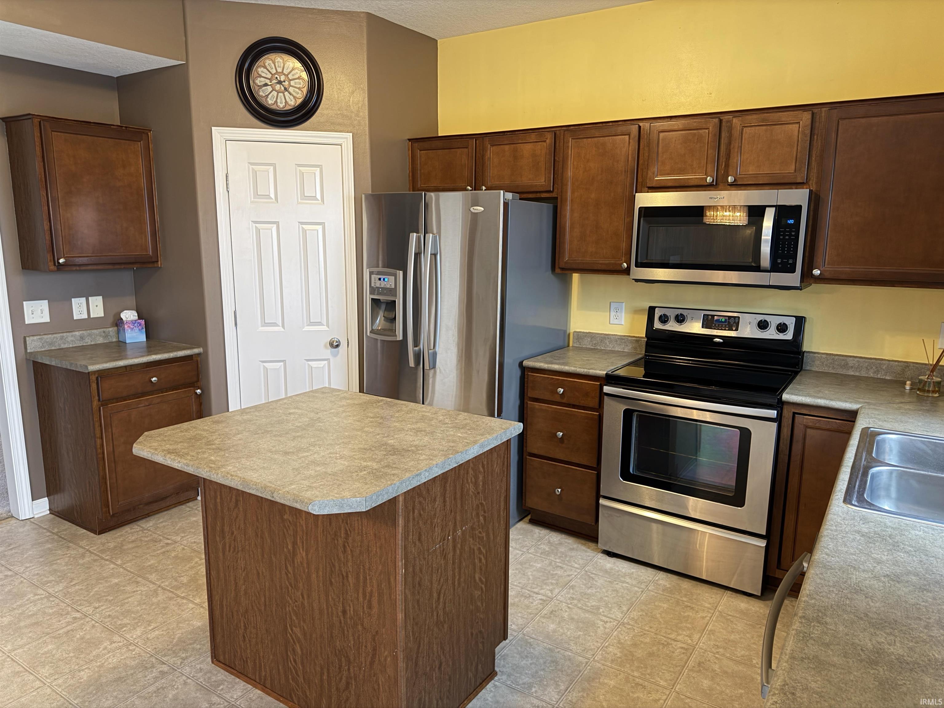 1823 Apopka Way Fort Wayne, IN 46814 - Photo 5 of 34