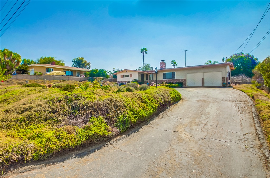 1130 Rees Road Escondido, CA 92026 - Photo 2 of 21