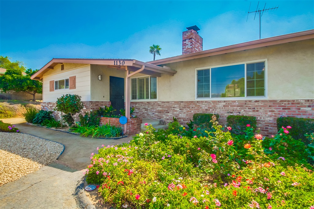 1130 Rees Road Escondido, CA 92026 - Photo 4 of 21
