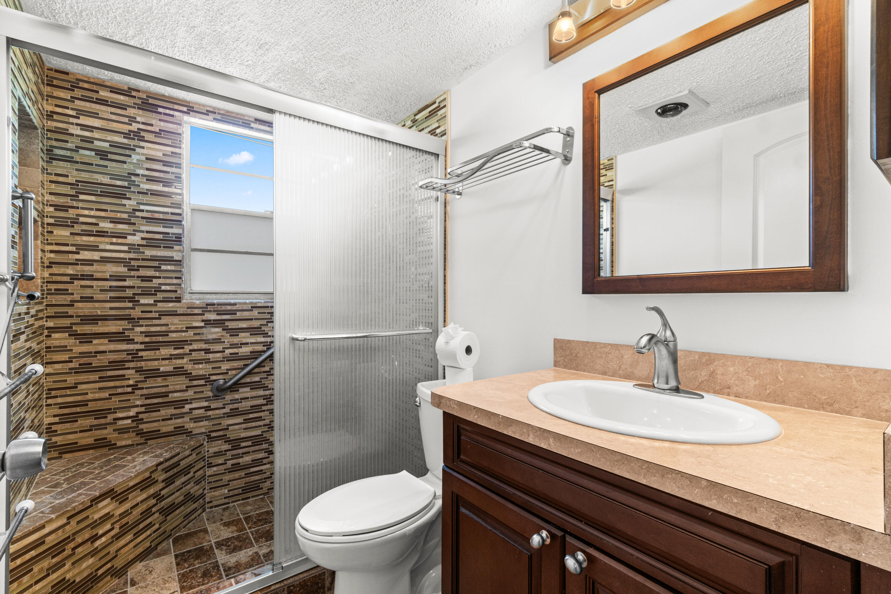 434 Mansfield K Boca Raton, FL 33434 - Photo 17 of 34 014-434MansfieldK-BocaRaton-FL-33434-FUL