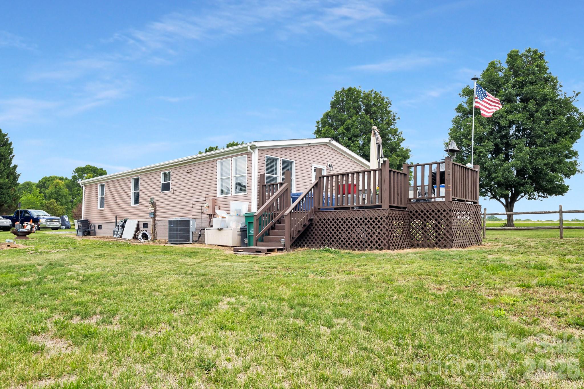 1677 Jennings Road Olin, NC 28660 - Photo 6 of 24