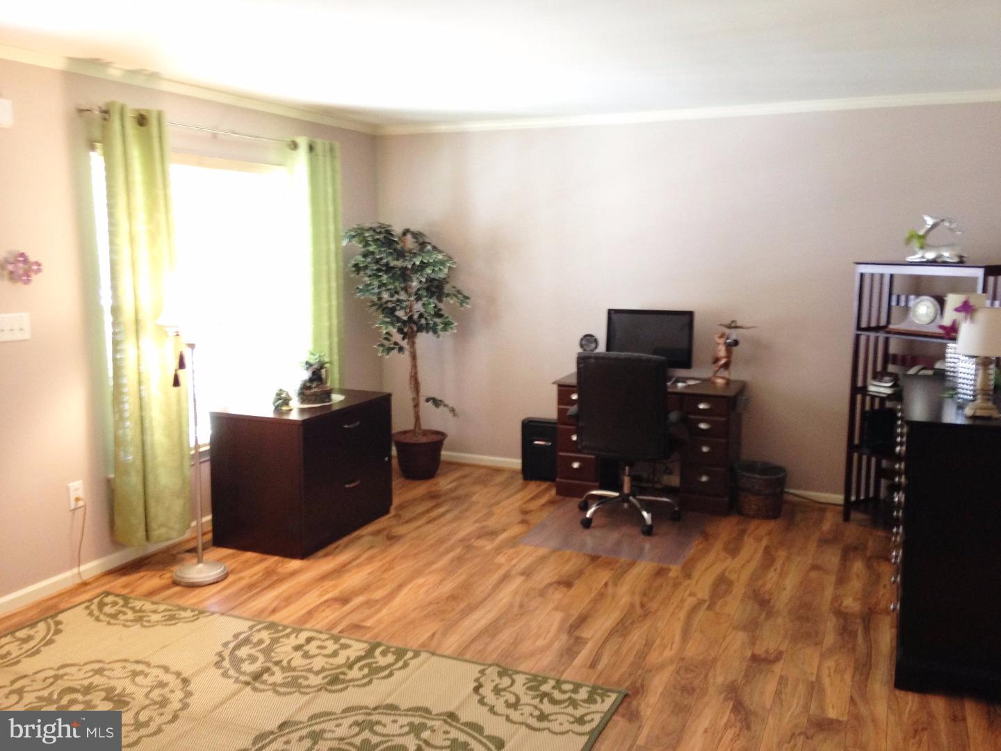 235 Longview Drive Sinking Spring, PA 19608 - Photo 4 of 17