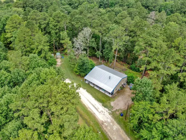 a view of a lake from a yard